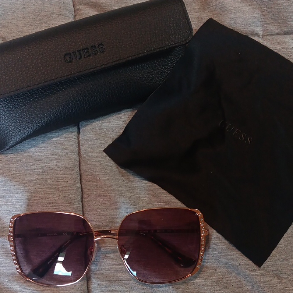 Guess Sunglasses Stylish Accessories